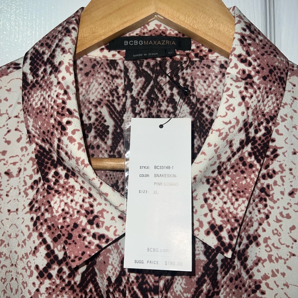 BCBGMaxAzria Button Top - Picture 3 of 11